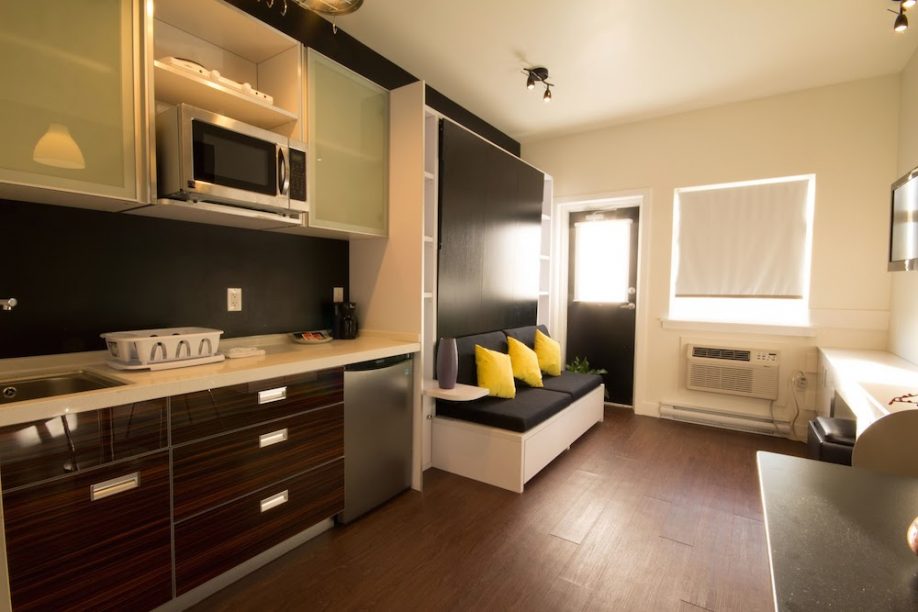 Micro Suite Living